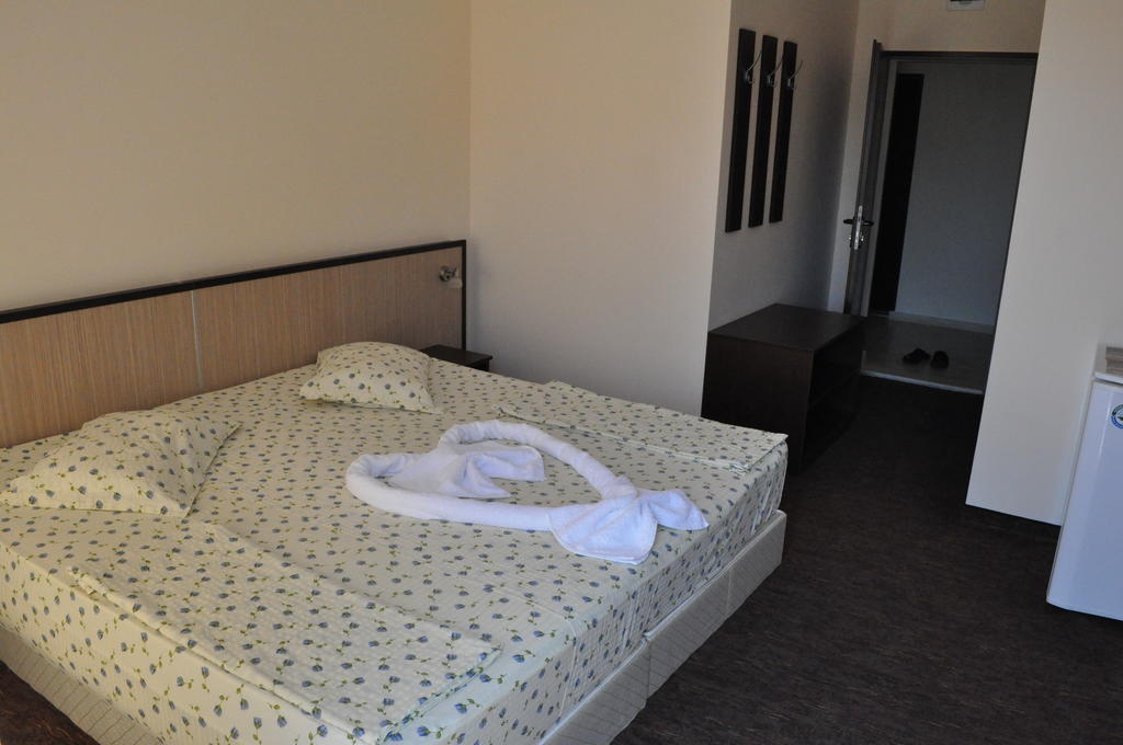 St. George Apartments Nesebar Camera foto