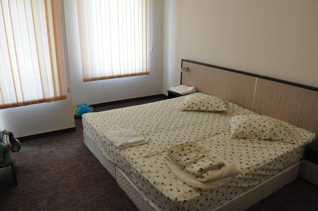 St. George Apartments Nesebar Camera foto