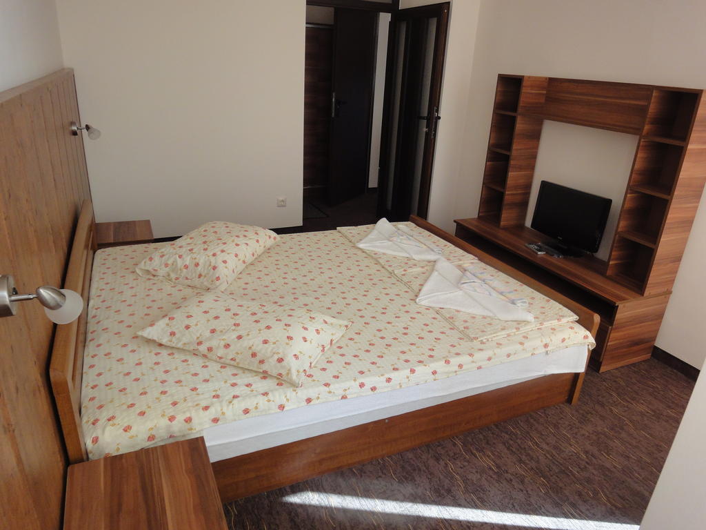 St. George Apartments Nesebar Camera foto