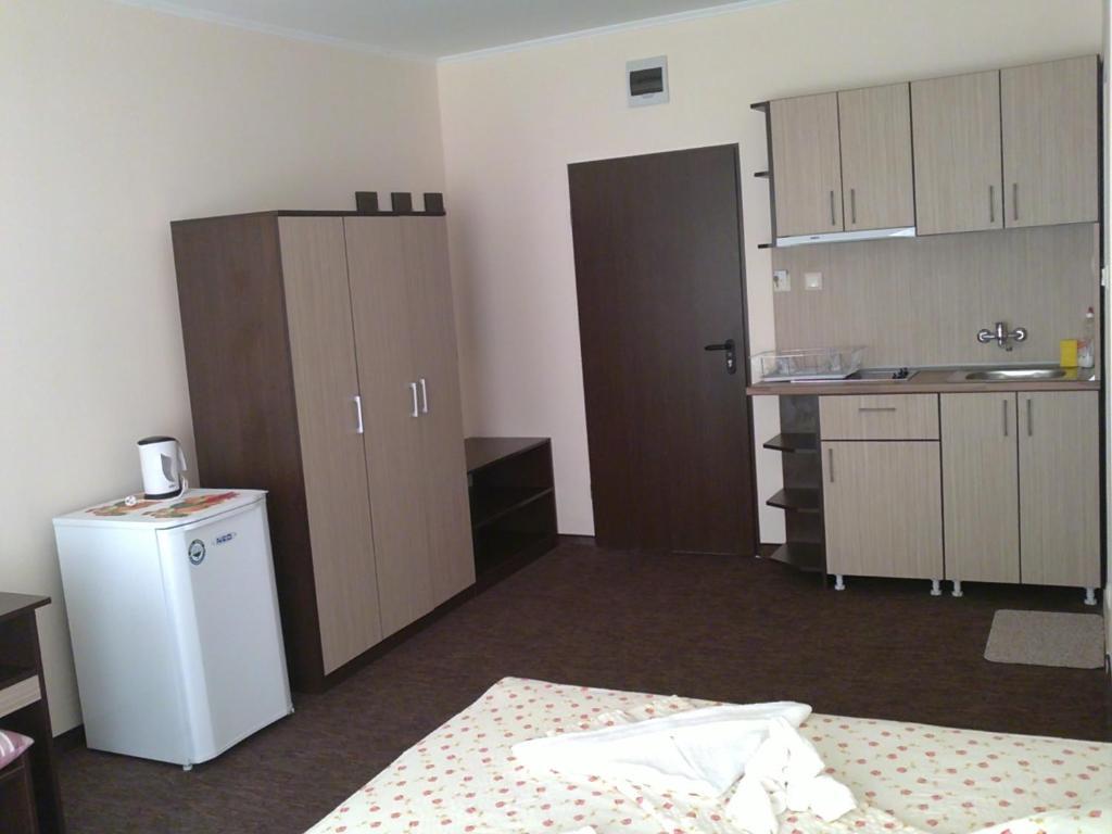 St. George Apartments Nesebar Esterno foto